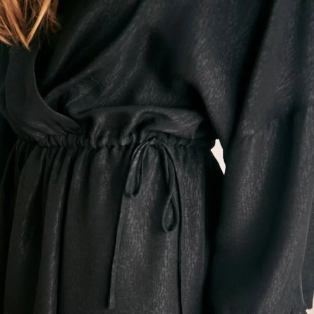 Sezane Pat Dress - Picture 4 of 15